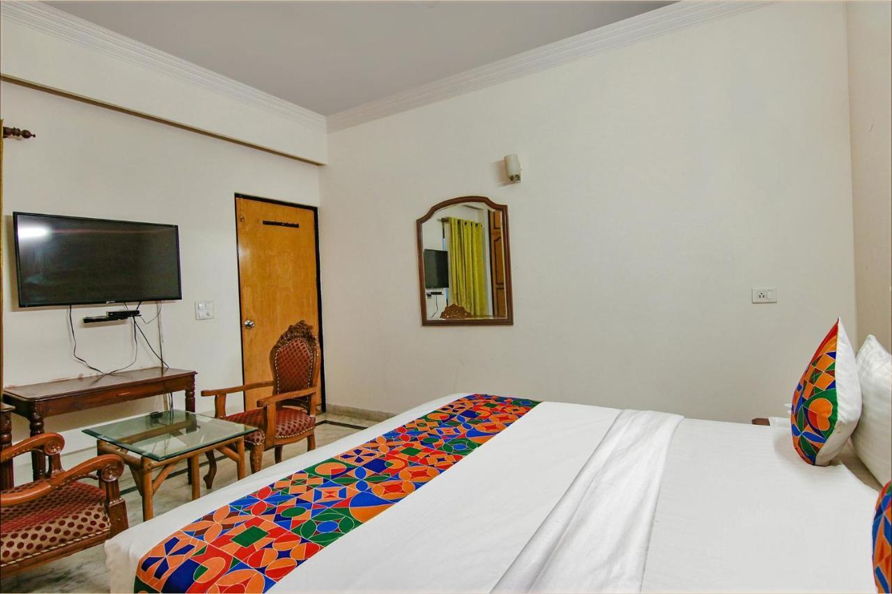 Fabhotel Singh Suite Gurgáon Exteriér fotografie
