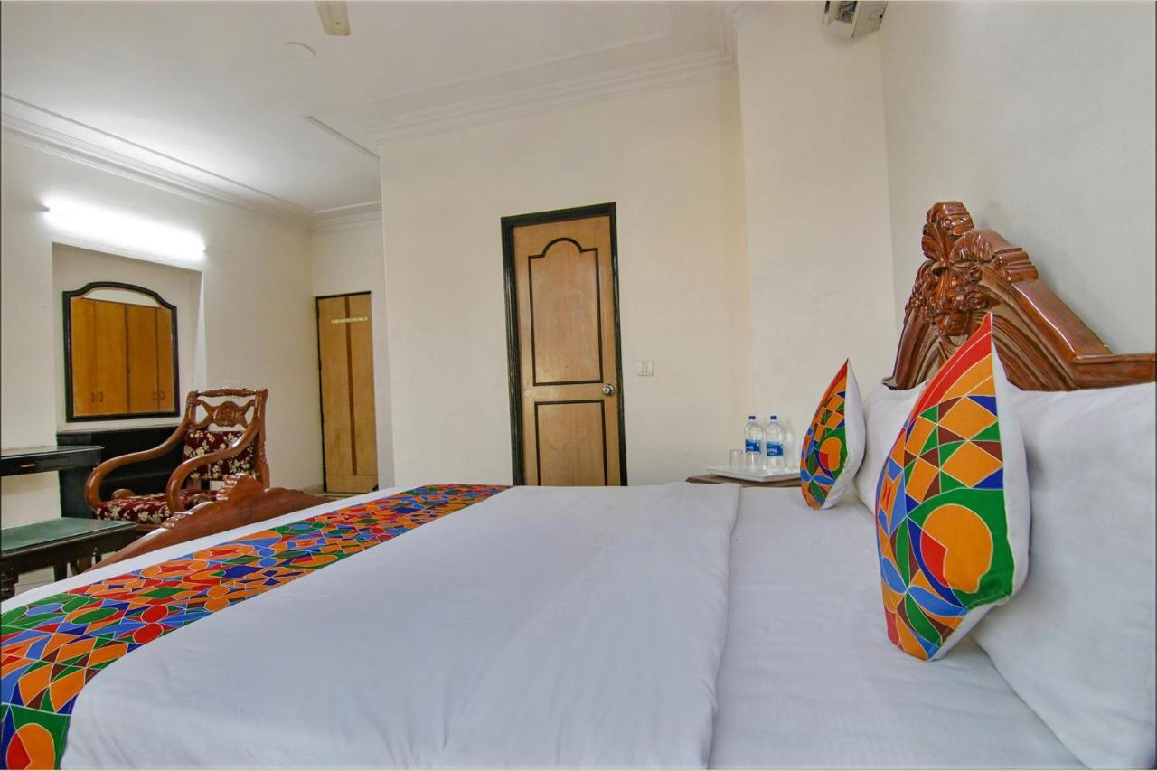 Fabhotel Singh Suite Gurgáon Exteriér fotografie