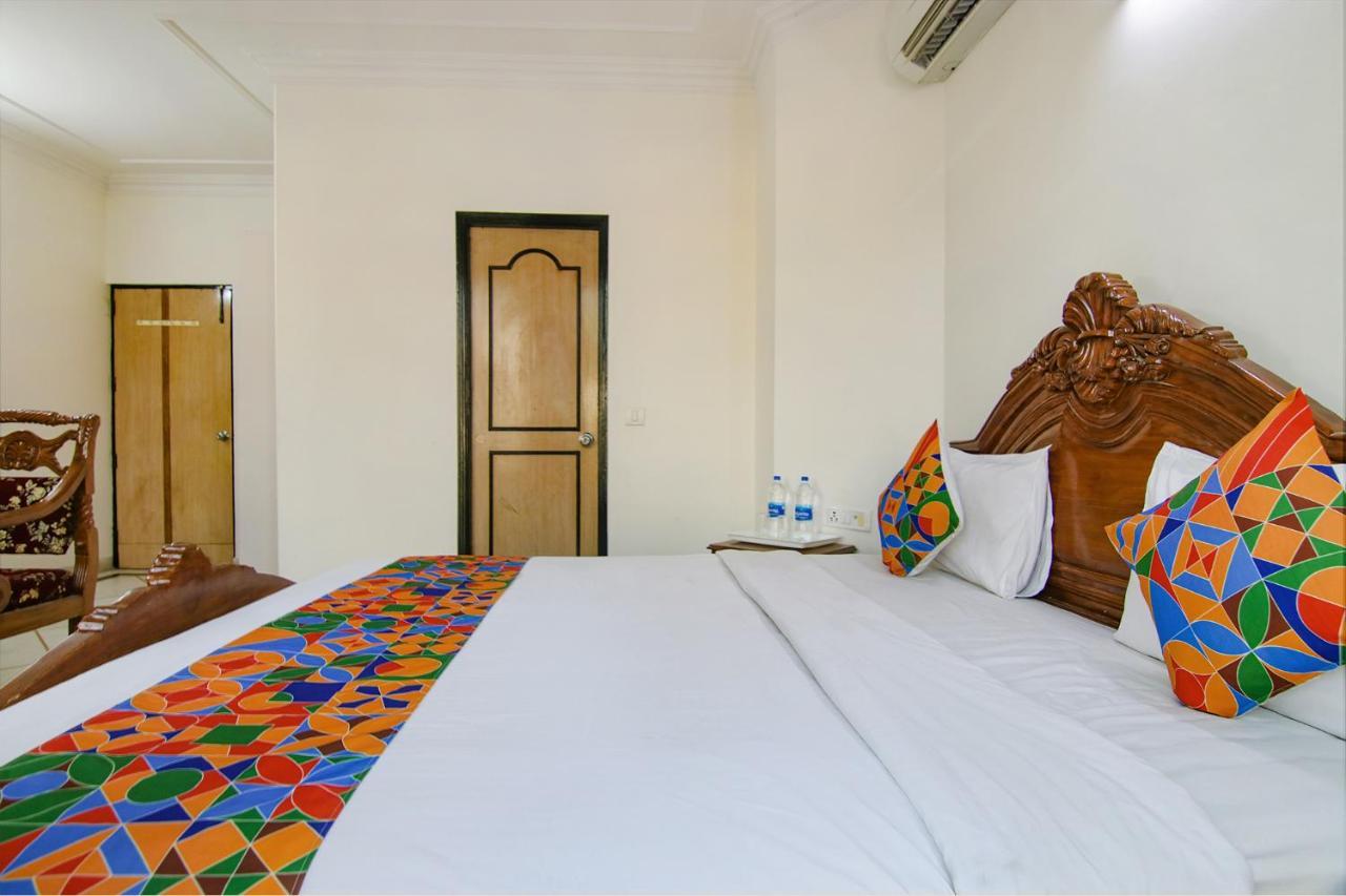 Fabhotel Singh Suite Gurgáon Exteriér fotografie