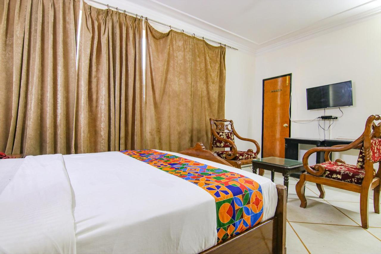 Fabhotel Singh Suite Gurgáon Exteriér fotografie