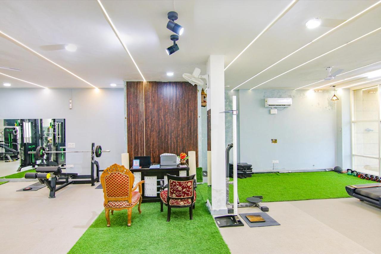 Fabhotel Singh Suite Gurgáon Exteriér fotografie